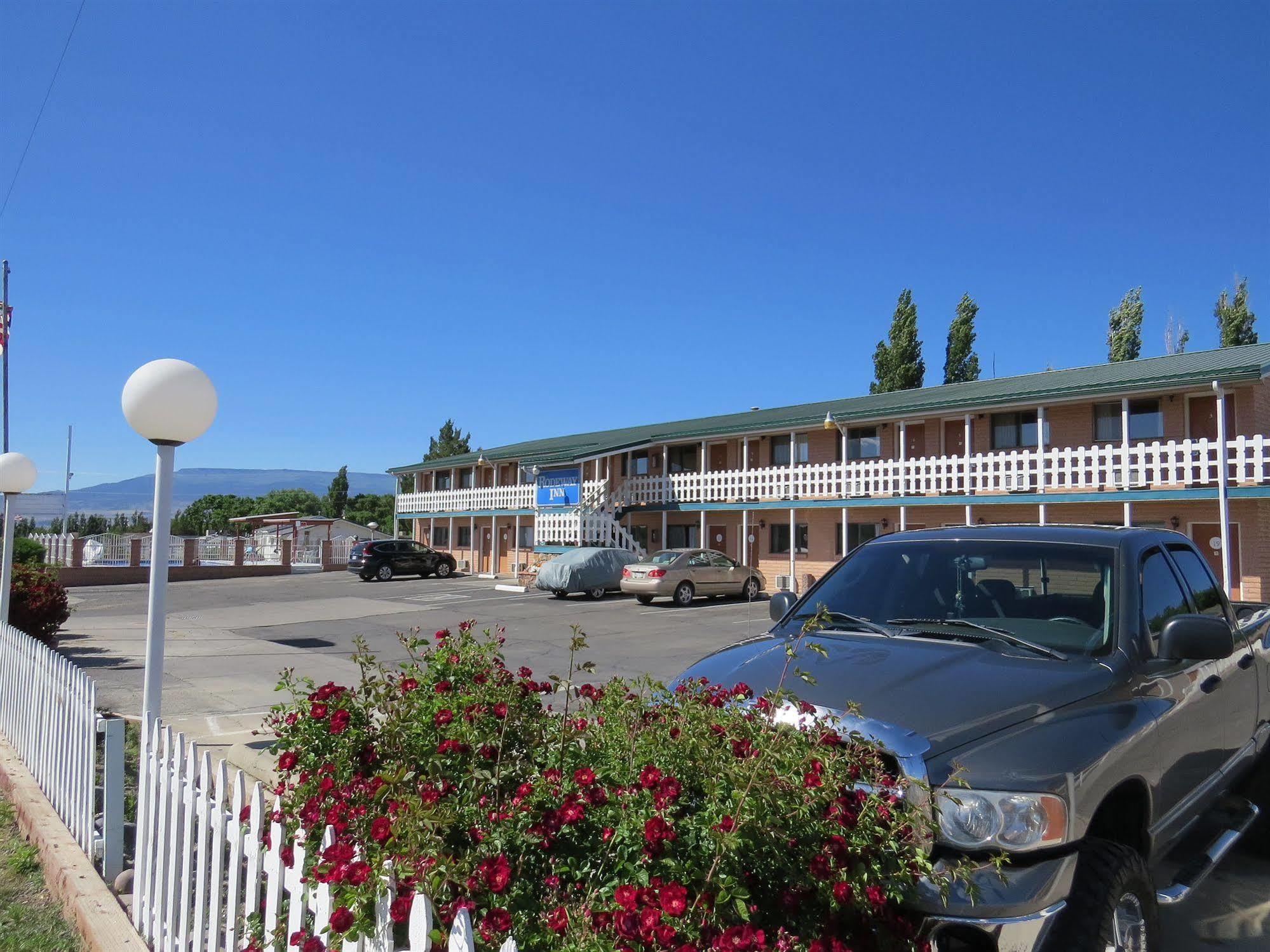 Rodeway Inn Delta Buitenkant foto